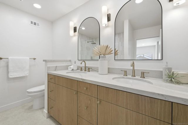 1519 Valleda Lane, Encinitas, CA 92024