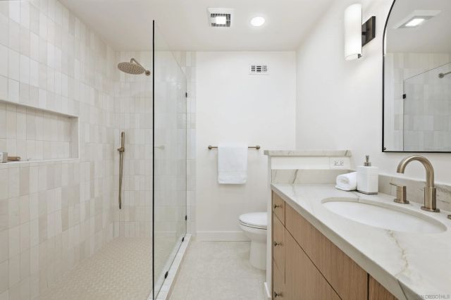 1519 Valleda Lane, Encinitas, CA 92024