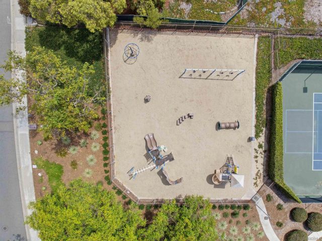 1519 Valleda Lane, Encinitas, CA 92024