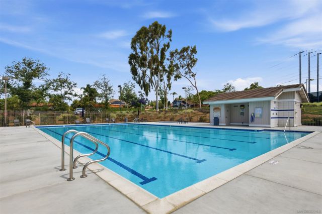 1519 Valleda Lane, Encinitas, CA 92024