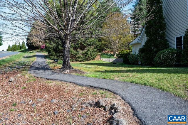 908 SWAN RIDGE RD, Charlottesville, VA 22903