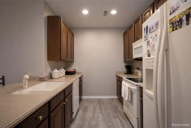 2087 Arcadia Drive, Canton Charter Township, MI 48188