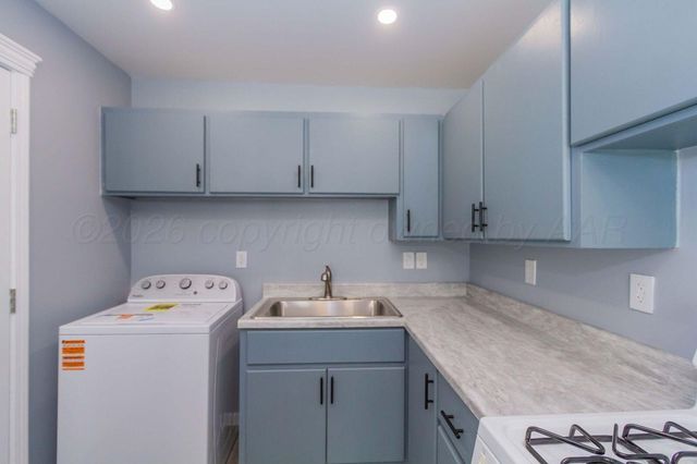 2922 N HILL Street, Amarillo, TX 79107