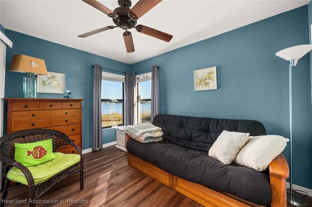 1554 N Oak Park Avenue, Avon Park, FL 33825