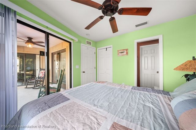 1554 N Oak Park Avenue, Avon Park, FL 33825