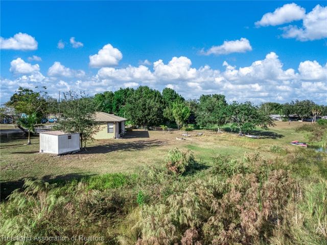 1554 N Oak Park Avenue, Avon Park, FL 33825