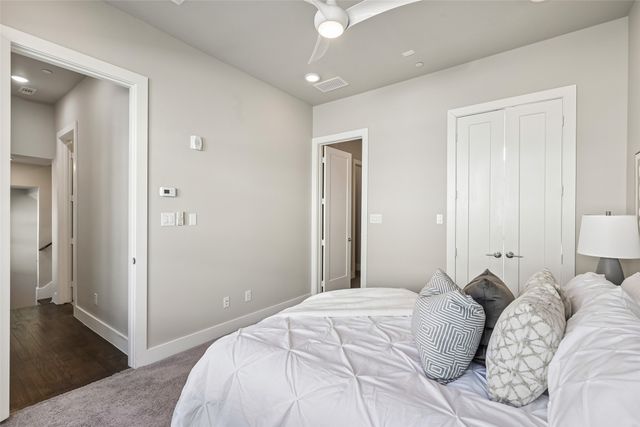 5914 Lindell Avenue 200, Dallas, TX 75206