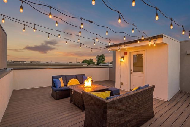 5914 Lindell Avenue 200, Dallas, TX 75206