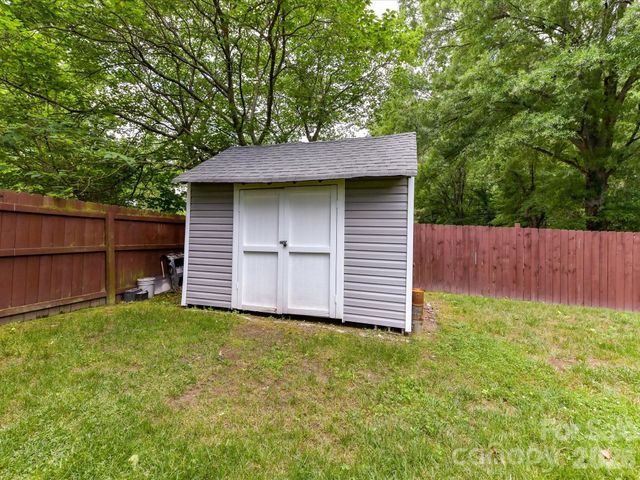 1008 Martin Luther King Jr Avenue, Kannapolis, NC 28083