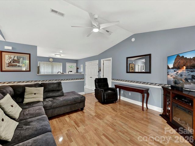 1008 Martin Luther King Jr Avenue, Kannapolis, NC 28083