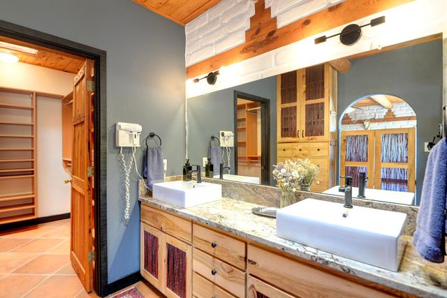 77 Dulce Court, Corrales, NM 87048