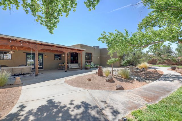77 Dulce Court, Corrales, NM 87048