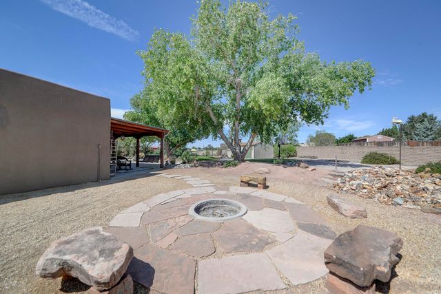 77 Dulce Court, Corrales, NM 87048