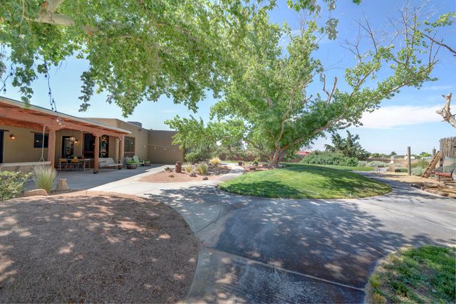 77 Dulce Court, Corrales, NM 87048