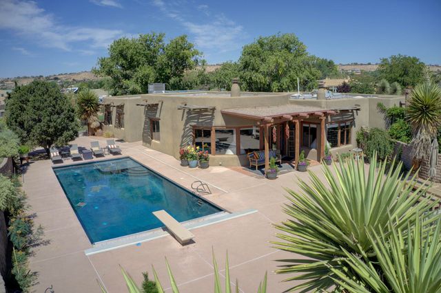 77 Dulce Court, Corrales, NM 87048
