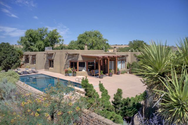 77 Dulce Court, Corrales, NM 87048