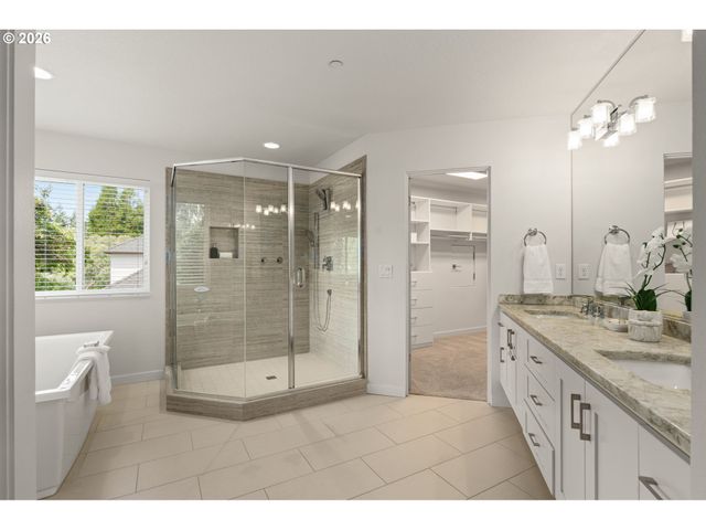 5540 Sw BRUGGER St, Portland, OR 97219