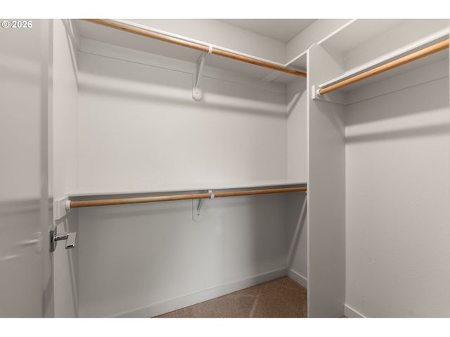 5540 Sw BRUGGER St, Portland, OR 97219