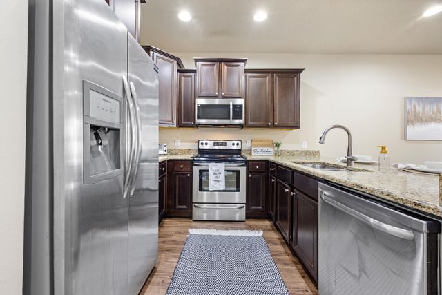 8808 Brown Pelican Circle, Navarre, FL 32566