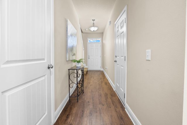 8808 Brown Pelican Circle, Navarre, FL 32566