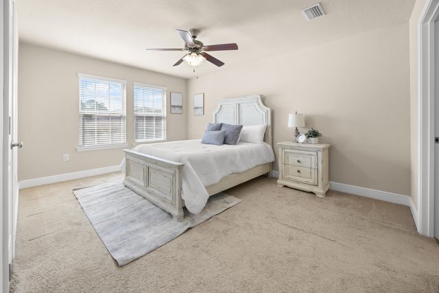 8808 Brown Pelican Circle, Navarre, FL 32566