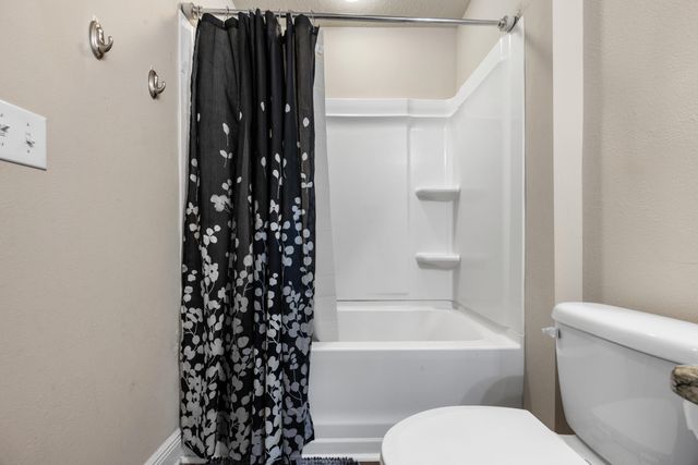 8808 Brown Pelican Circle, Navarre, FL 32566