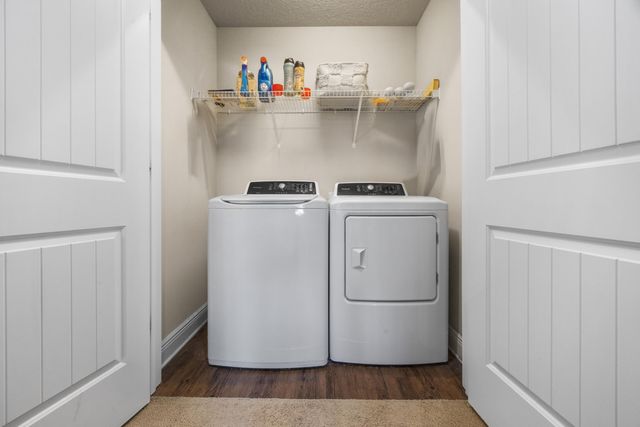 8808 Brown Pelican Circle, Navarre, FL 32566