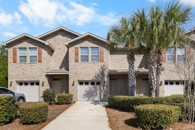 8808 Brown Pelican Circle, Navarre, FL 32566
