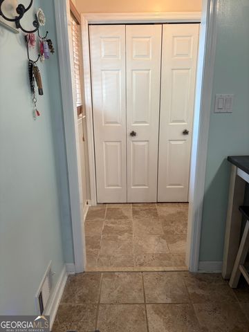 206 Oxford Road, Griffin, GA 30223