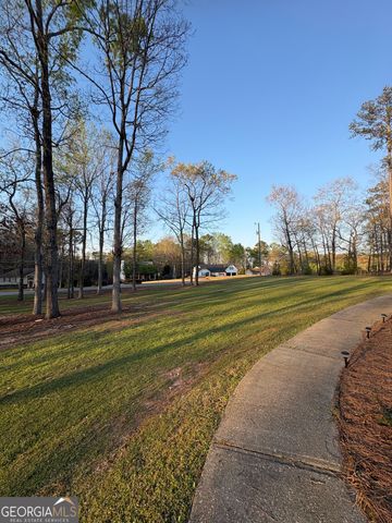 206 Oxford Road, Griffin, GA 30223