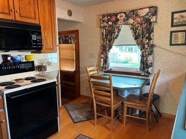 2120 Valmont Avenue, Eau Claire, WI 54701