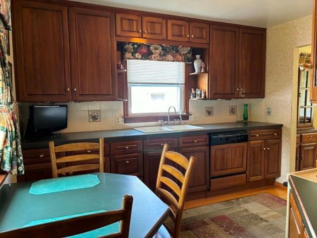 2120 Valmont Avenue, Eau Claire, WI 54701
