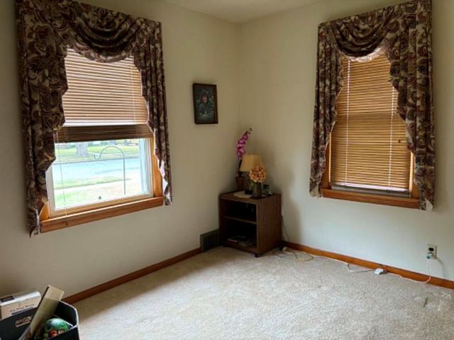 2120 Valmont Avenue, Eau Claire, WI 54701