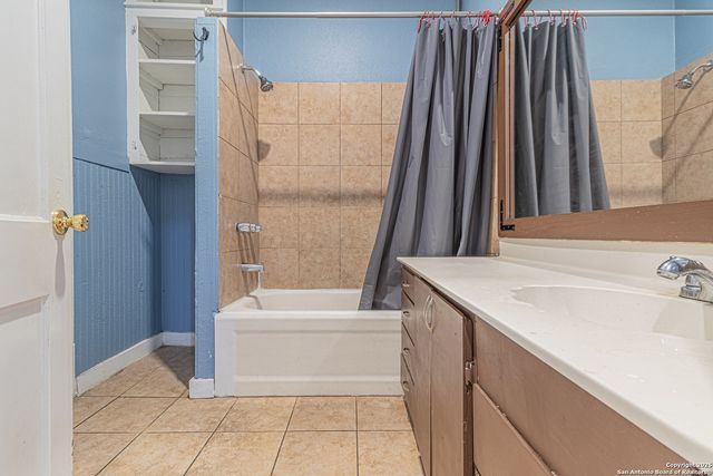 1123 S Hackberry, San Antonio, TX 78210