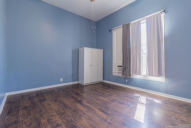 1123 S Hackberry, San Antonio, TX 78210