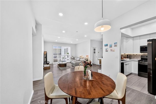533 S St Andrews Place 408, Los Angeles, CA 90020
