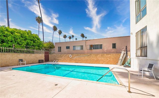 533 S St Andrews Place 408, Los Angeles, CA 90020