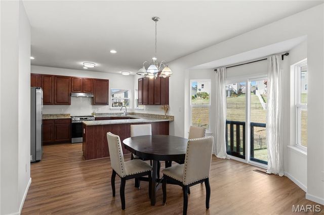 1389 Red Oak Plantation Drive, Ballwin, MO 63021