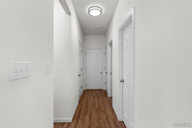 1389 Red Oak Plantation Drive, Ballwin, MO 63021