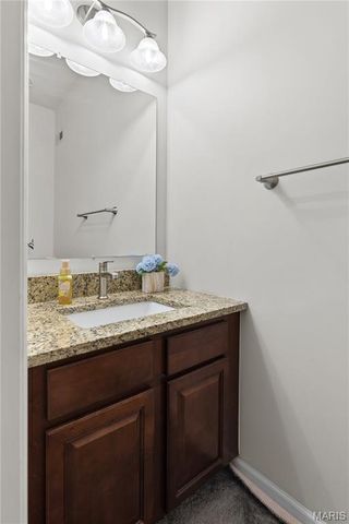 1389 Red Oak Plantation Drive, Ballwin, MO 63021