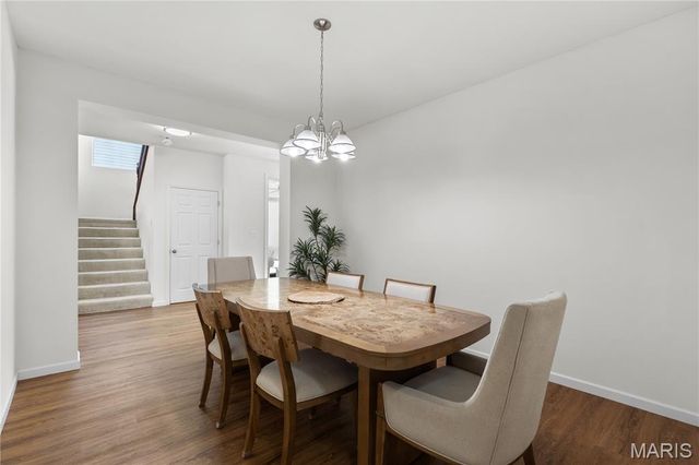 1389 Red Oak Plantation Drive, Ballwin, MO 63021