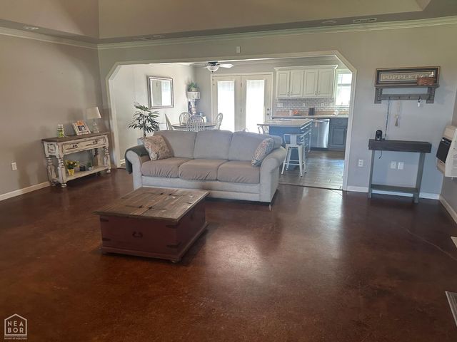 2010 Greenway Lane, Jonesboro, AR 72405