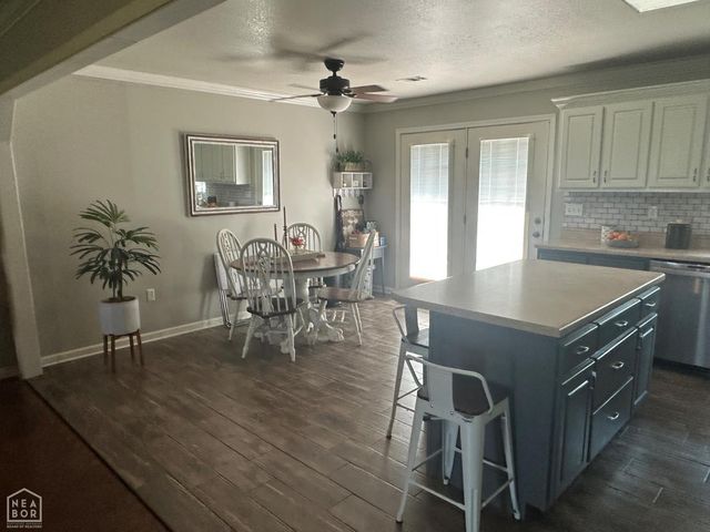 2010 Greenway Lane, Jonesboro, AR 72405