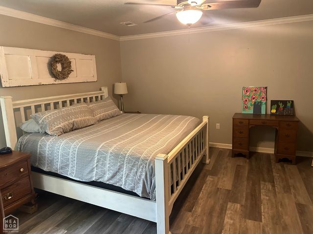 2010 Greenway Lane, Jonesboro, AR 72405