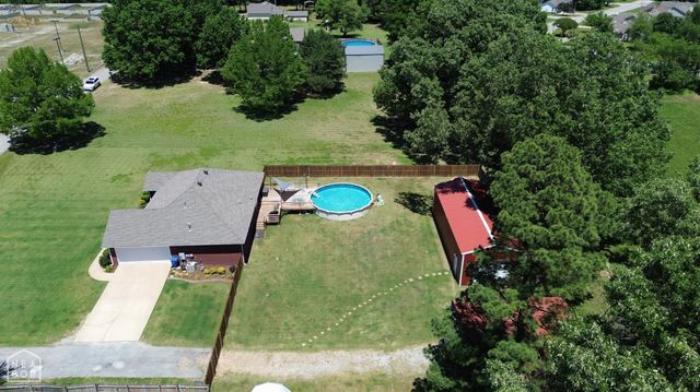 2010 Greenway Lane, Jonesboro, AR 72405