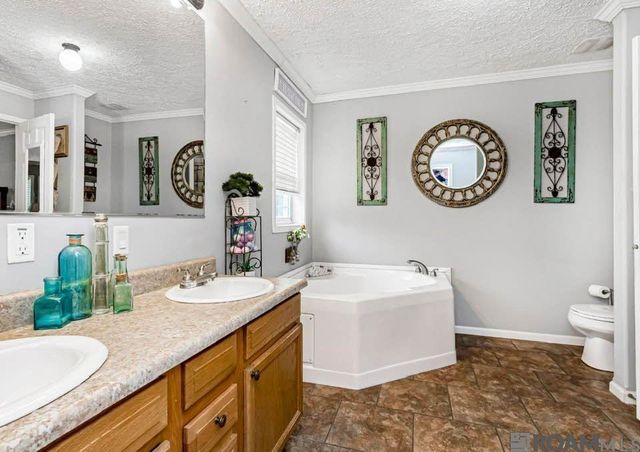 20126 Steve Hughes Rd, Walker, LA 70785