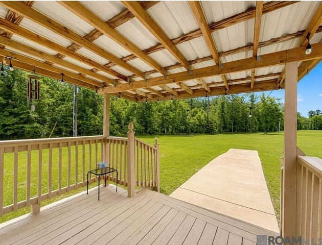20126 Steve Hughes Rd, Walker, LA 70785