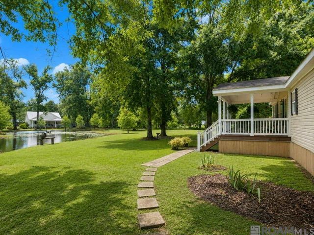 20126 Steve Hughes Rd, Walker, LA 70785