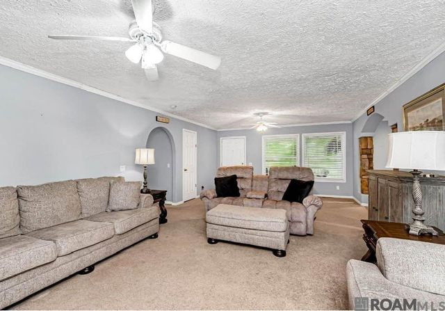 20126 Steve Hughes Rd, Walker, LA 70785