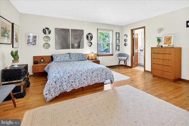 54 PLATZ DR, Skillman, NJ 08558